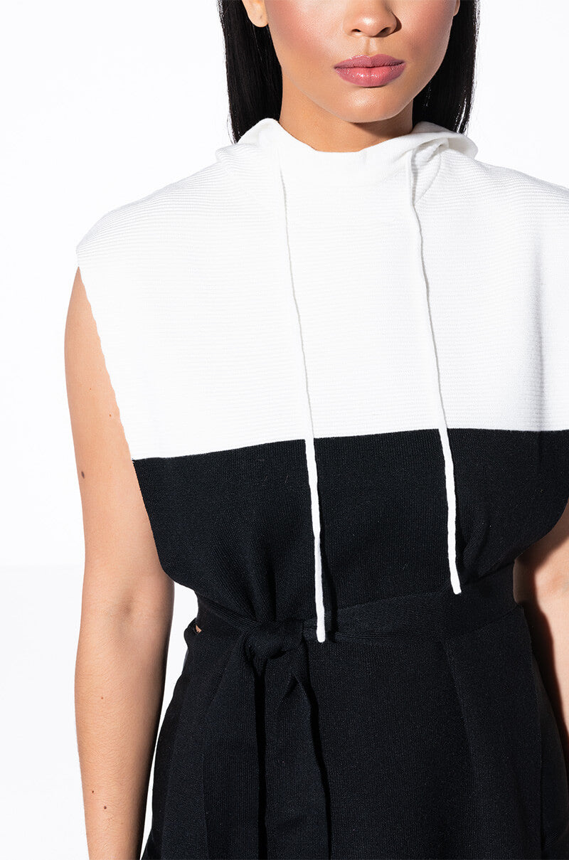 JORDAN SLEEVELESS SWEATER HOODIE