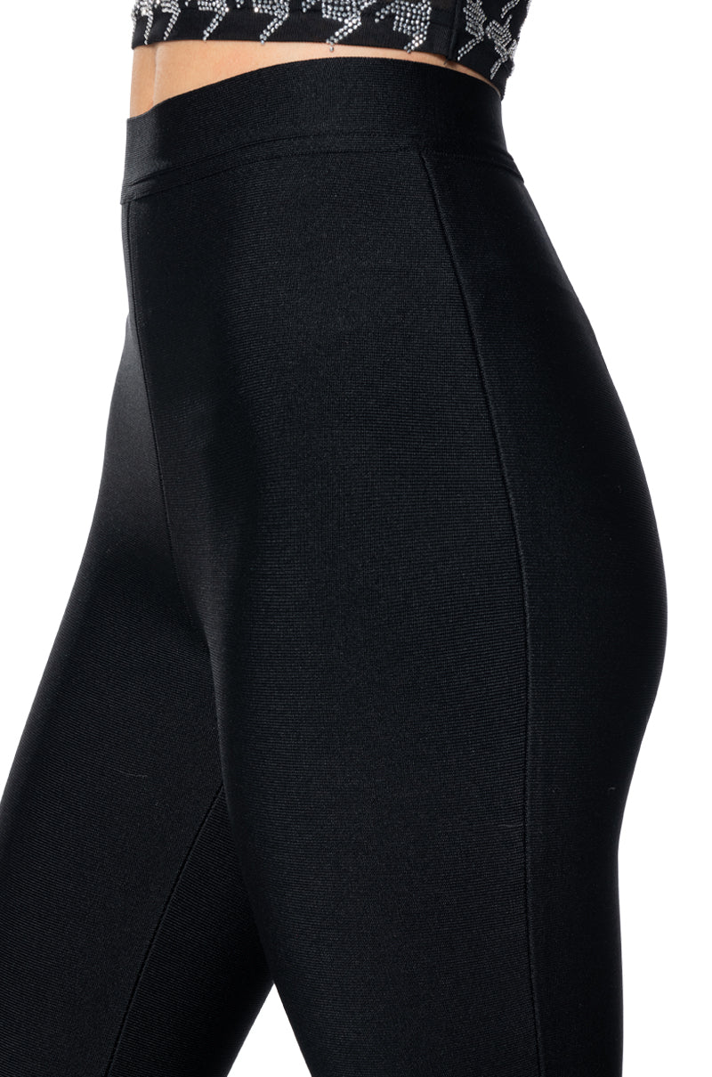 KEEP IT TIGHT BANDAGE SKINNY PANT