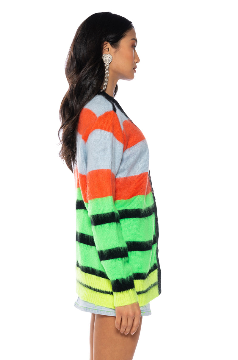 KEEP MY COOL FUZZY CARDIGAN