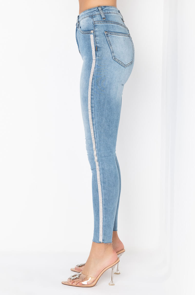 SEXY RHINESTONE DENIM HIGH RISE DENIM
