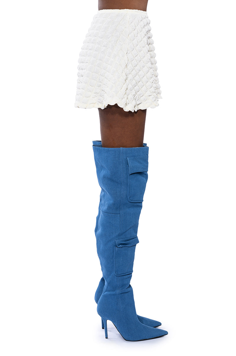 LIKE A DAISY TEXTURED MINI SKIRT