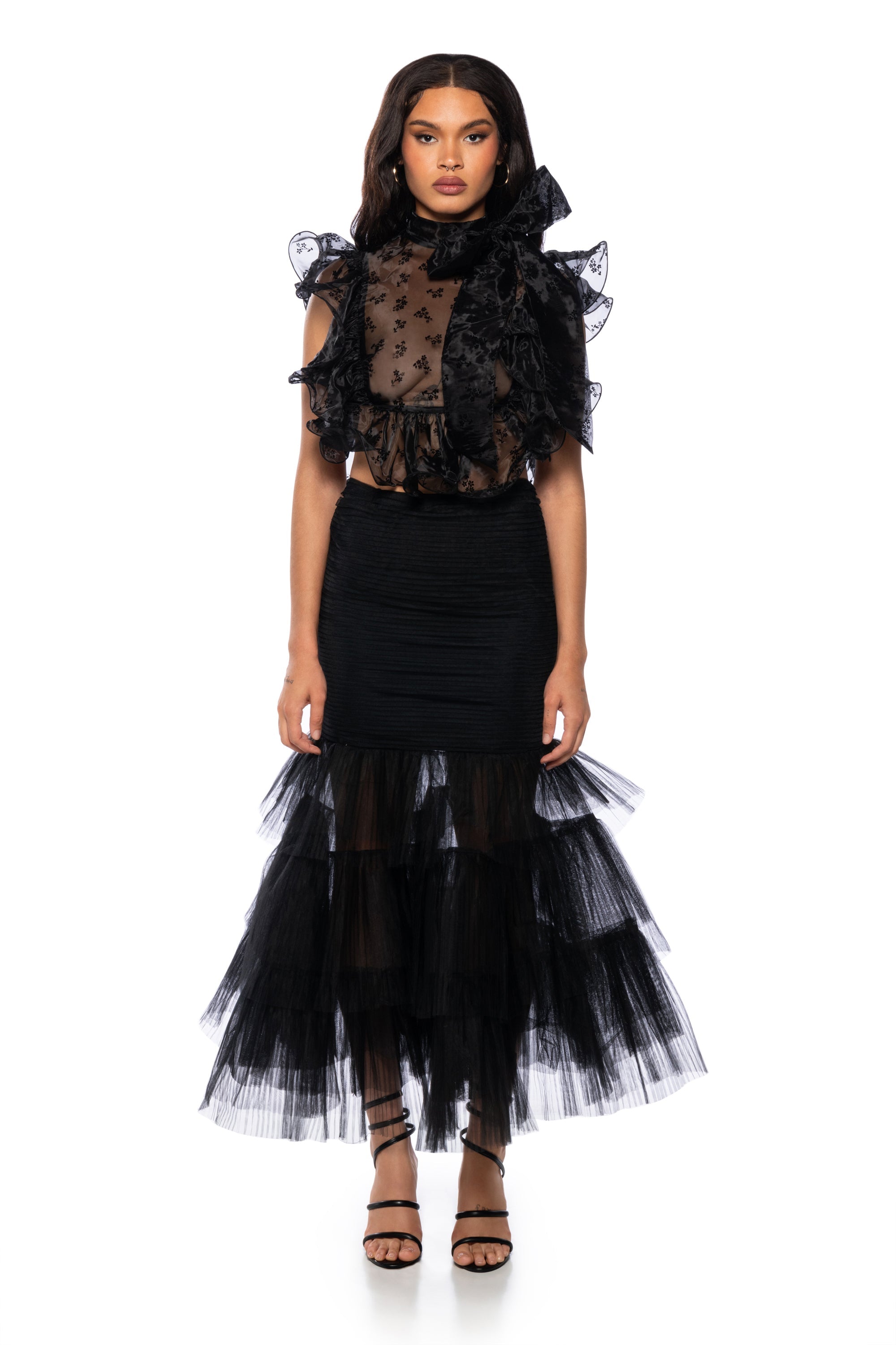 FLOUNCY RUFFLED TOP