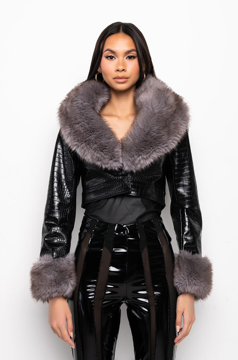 LUXE GISELE CROP CROC BLAZER