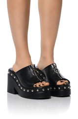 RAMI CHUNKY SANDAL IN BLACK