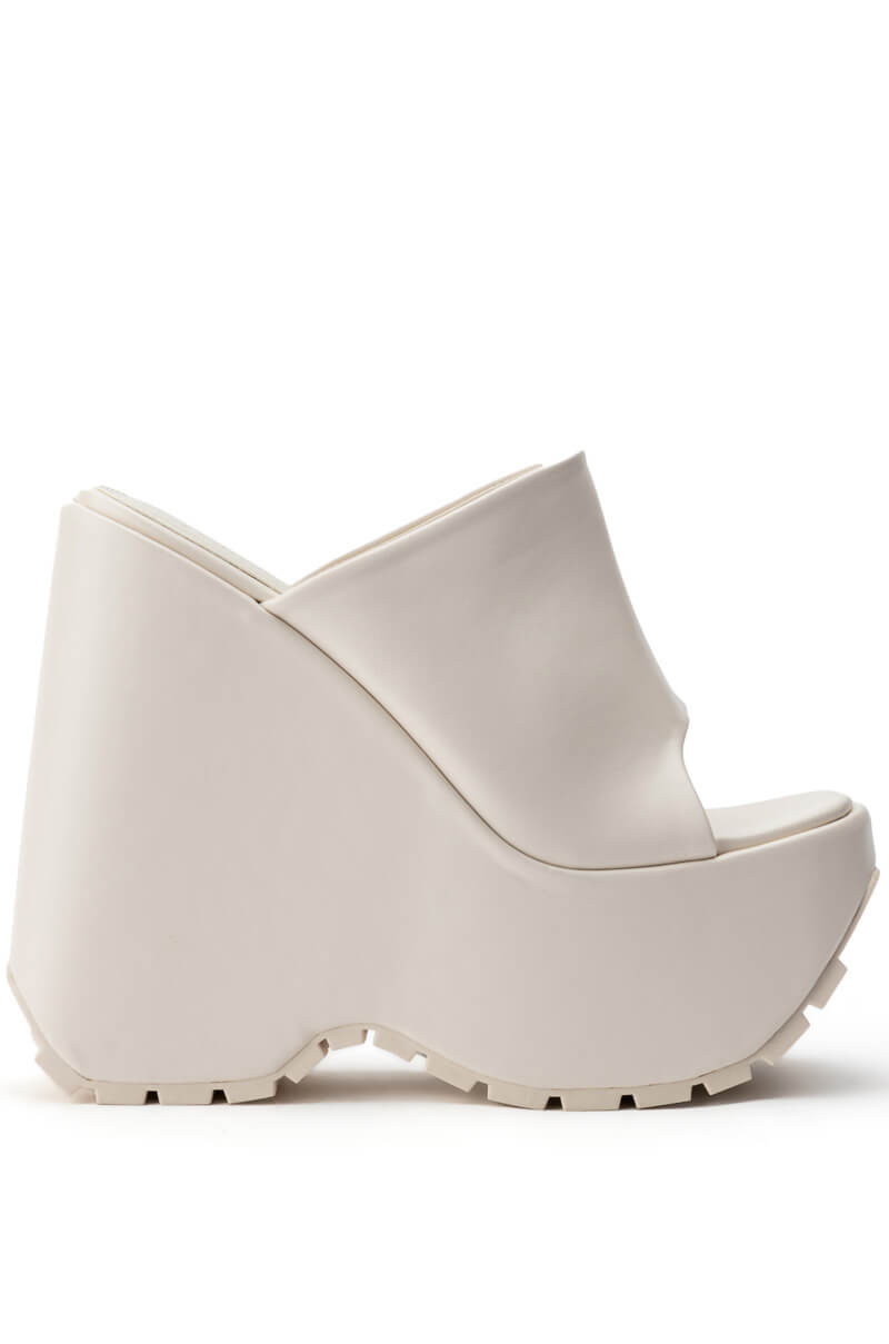 MEANIE CHUNKY MULE IN CREAM