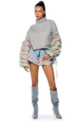 MODERN ESSENCE RUFFLE DENIM SHORT