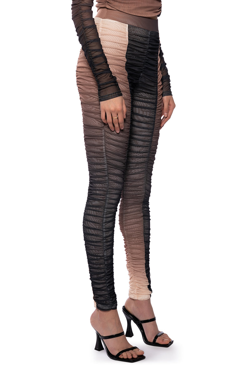 NATALIA RUCHED LEGGINGS