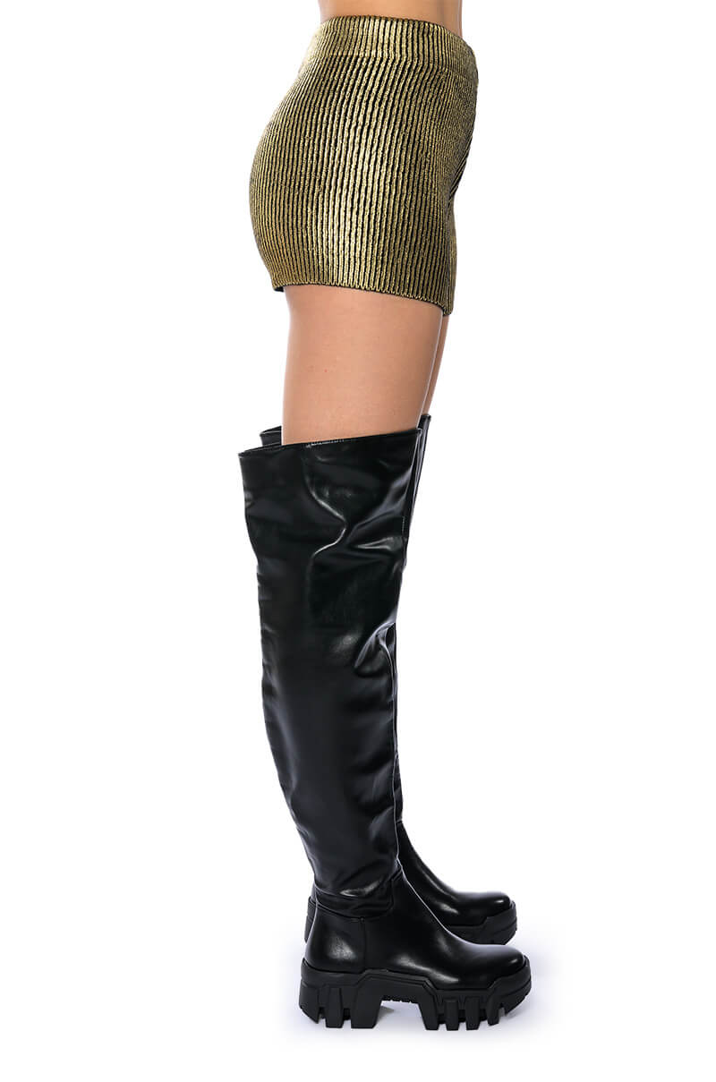 NEBULA COATED METALLIC KNIT SHORT