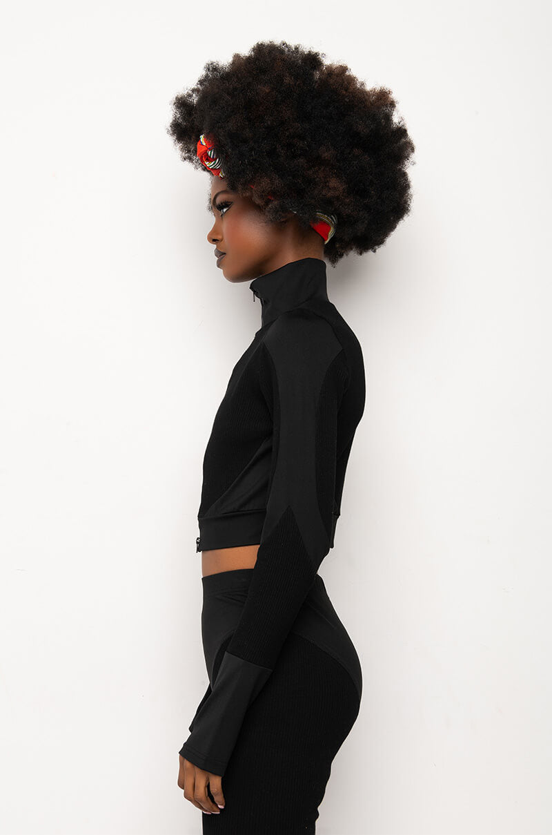 CHARIS RIBBED CROP ZIP TURTLENECK