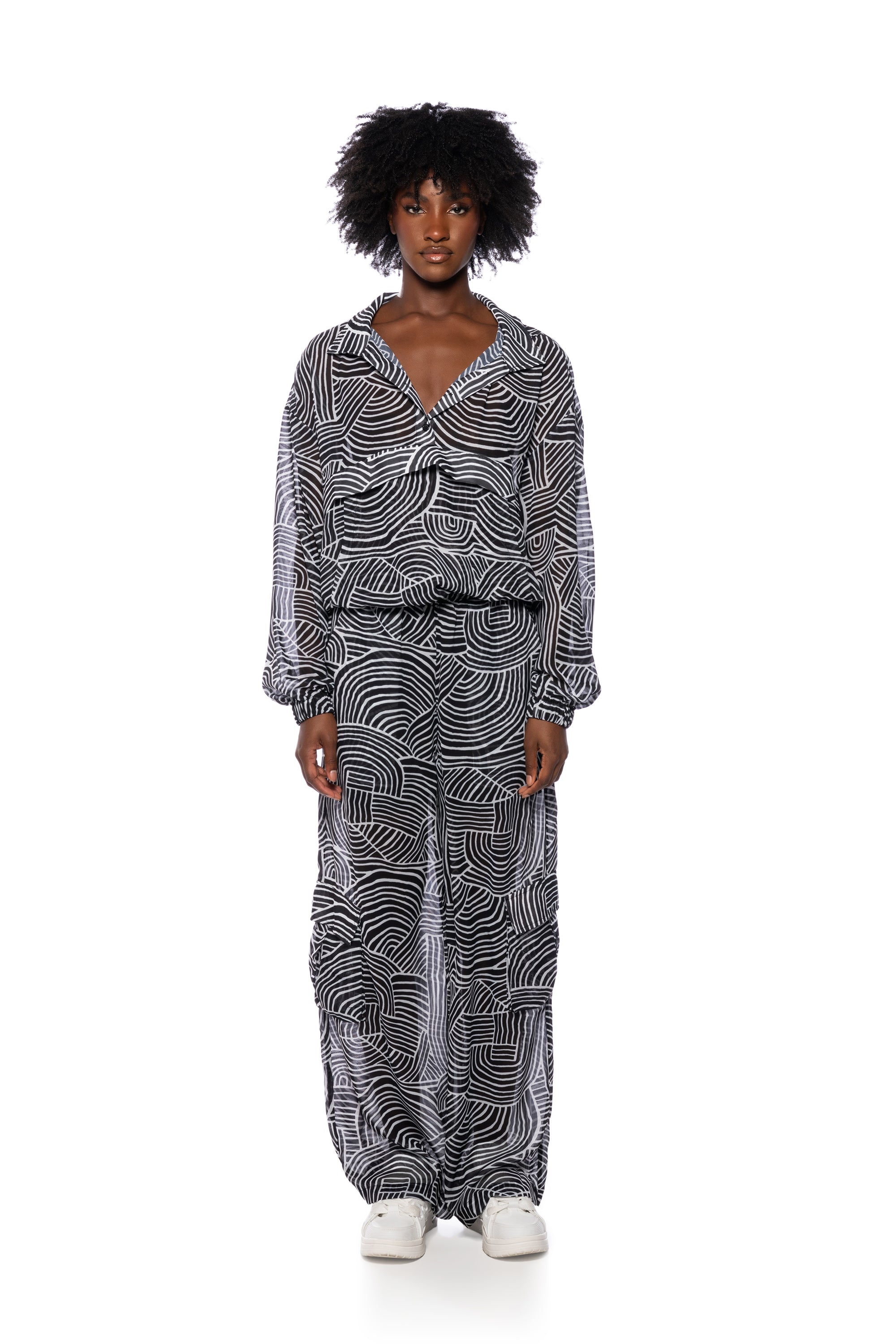 NEVER ENDING HILLS LIGHT PULLOVER
