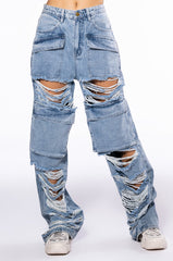 NEVER STRESSED DISTRESSED RELAXED FIT JEANS