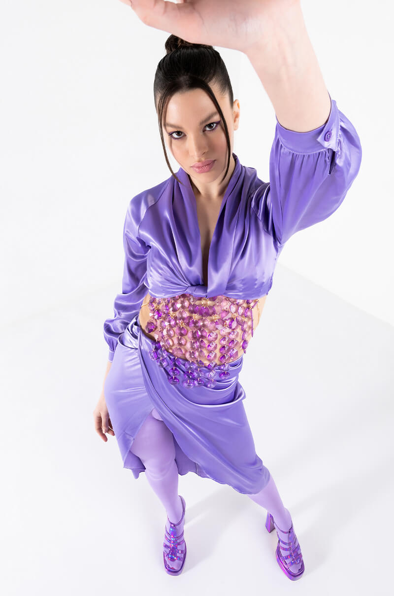 ON MY LEVEL TWIST FRONT SATIN CROP BLOUSE