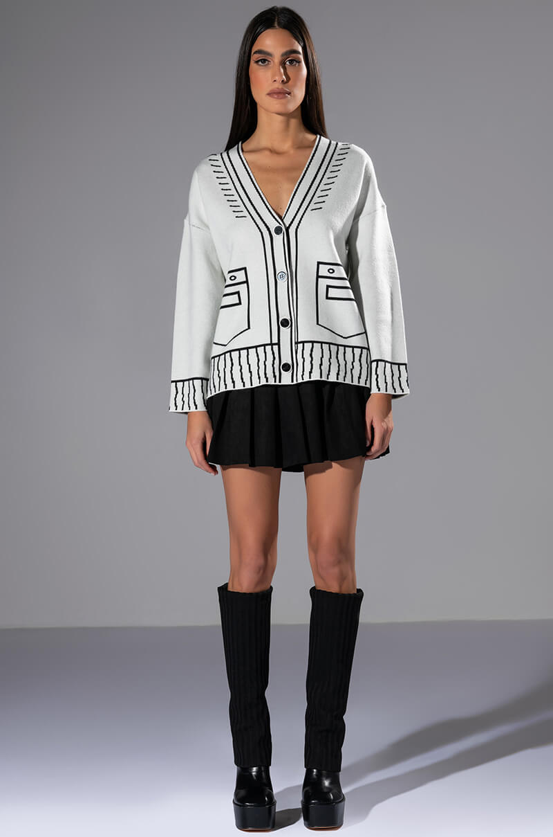ON MY OWN PLEATED SKIRT