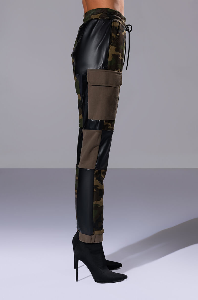 ONE AND ONLY COLORBLOCK JOGGER