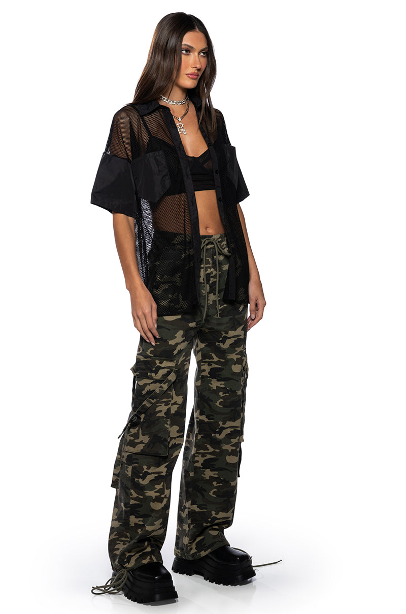 OVERSIZED MESH SHORT SLEEVE BUTTON DOWN IN BLACK