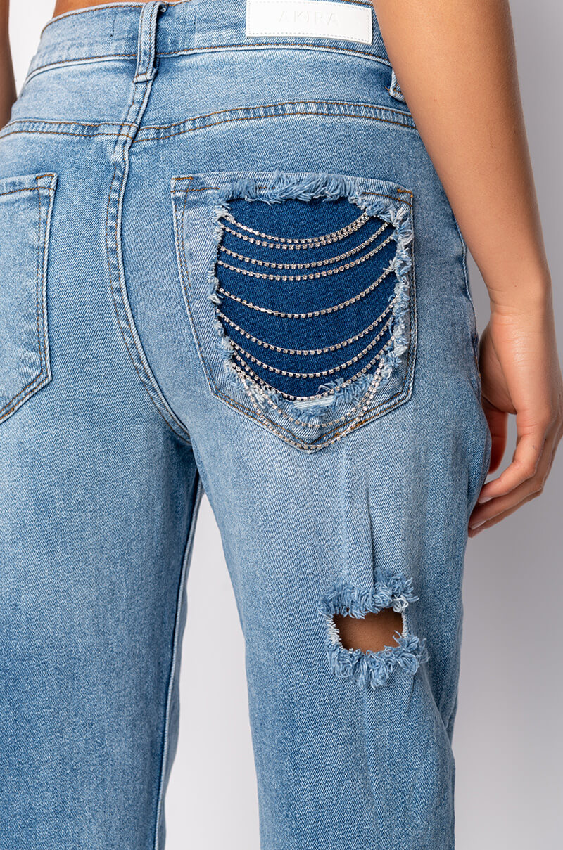 PARADISE MOM JEANS WITH RHINESTONE BACK POCKET