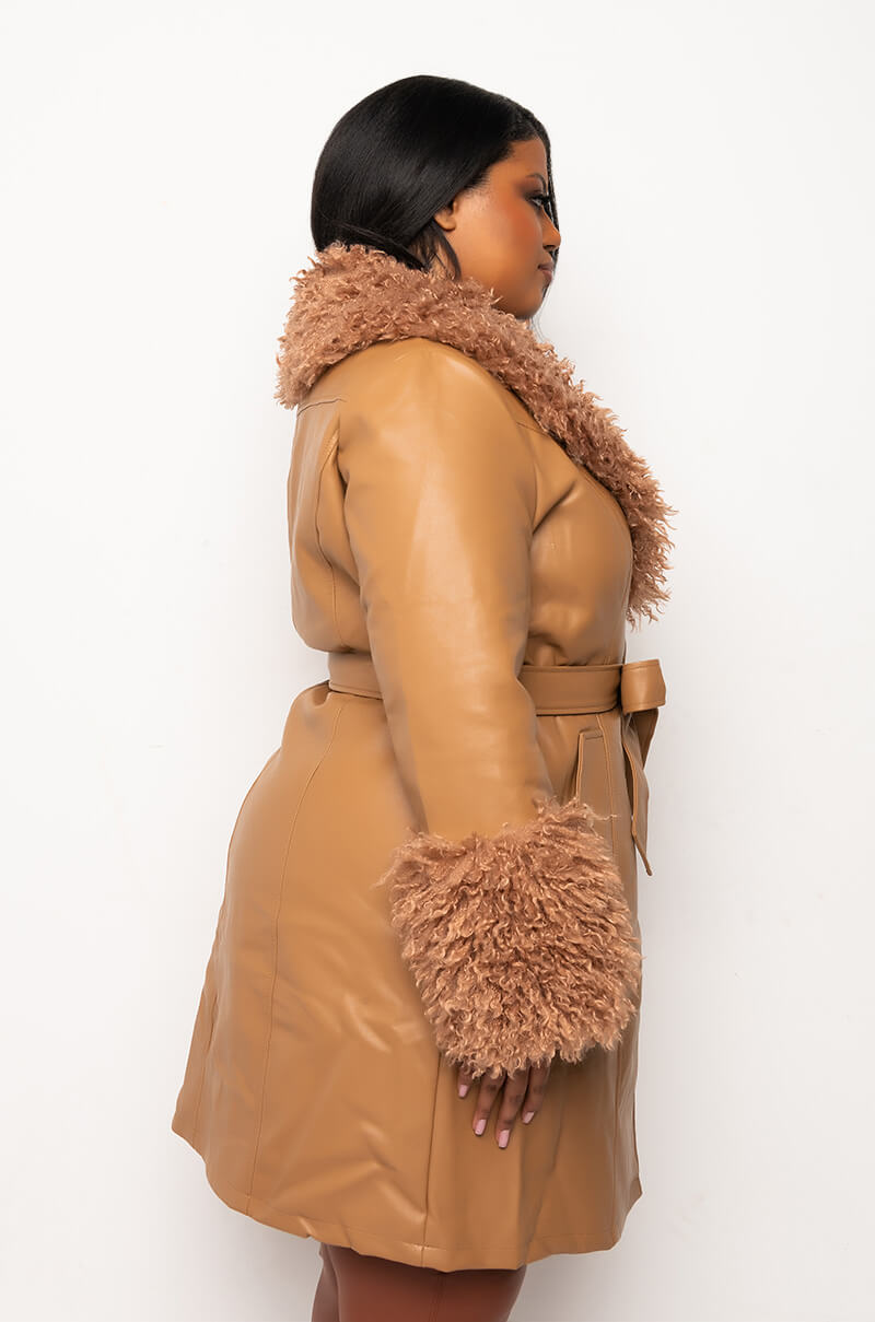 PLUS MOHAIR CAMEL TRENCH