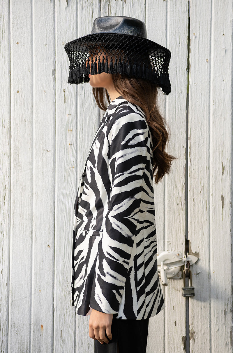 OVERSIZED ZEBRA BLAZER