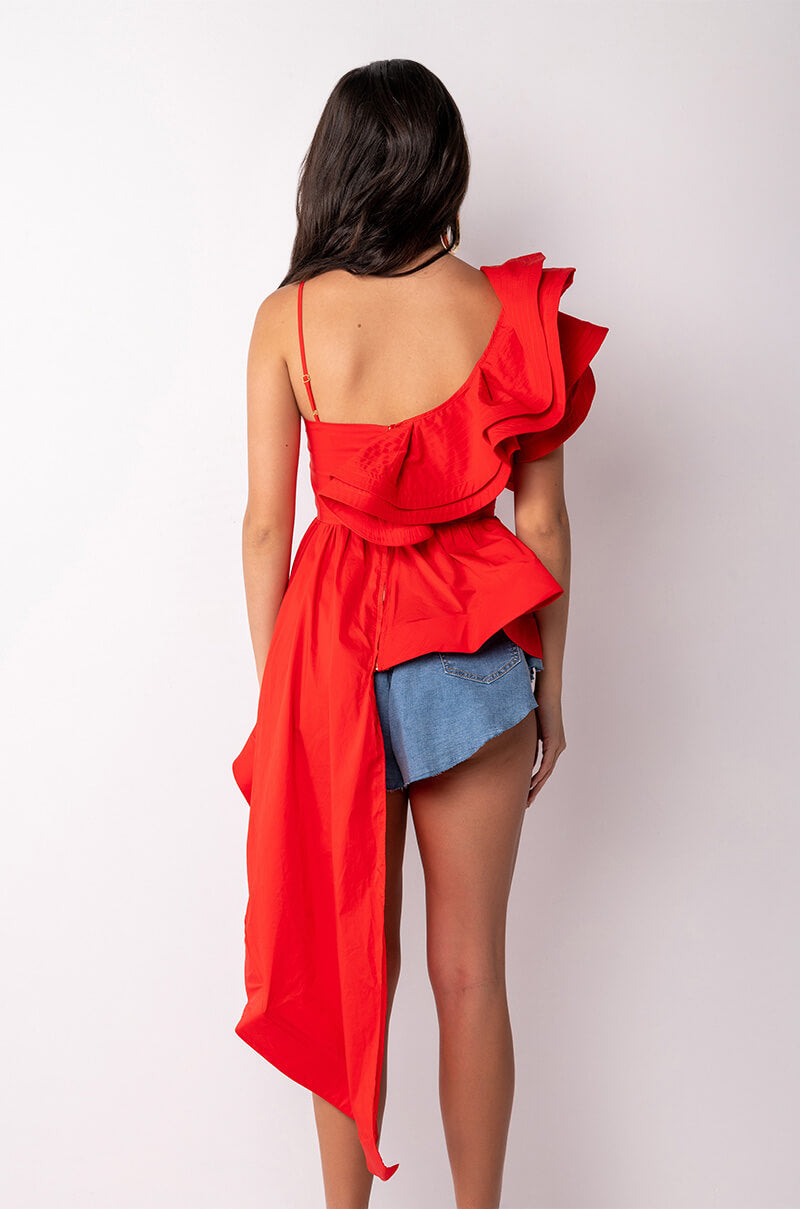 MIA HIGH LOW RUFFLE SLEEVELESS BLOUSE