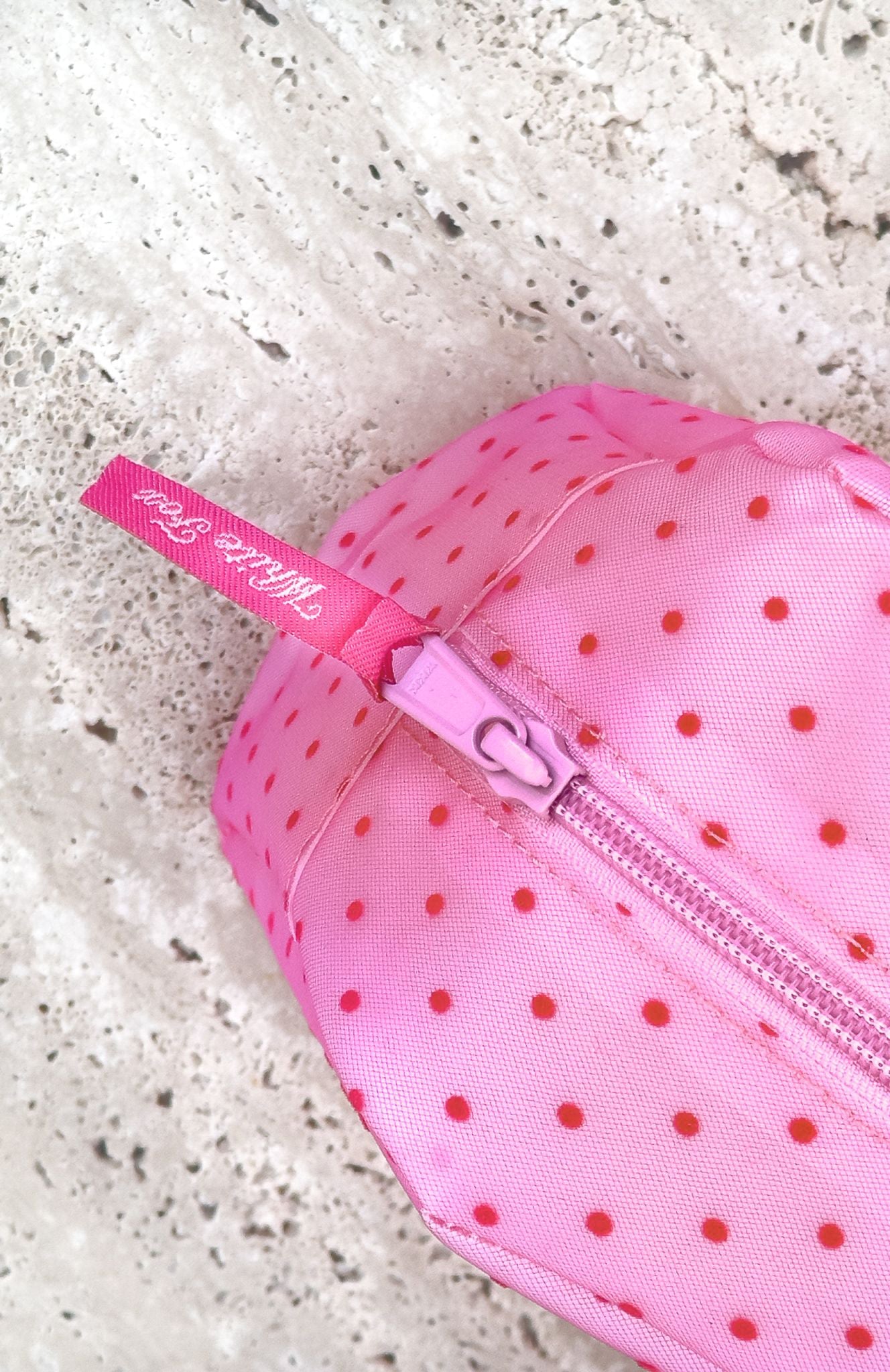Nora Case Pink Polka Dots