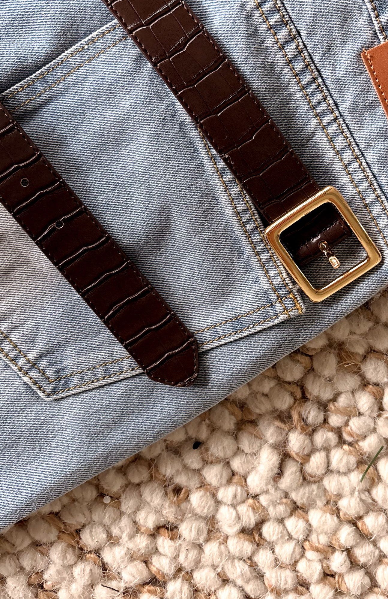 Elvio Belt Chocolate Croc