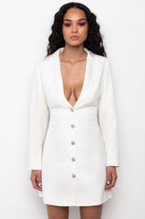 SERVING LOOKS IN THIS FASHION BLAZER WITH RHINESTONE SKULLS