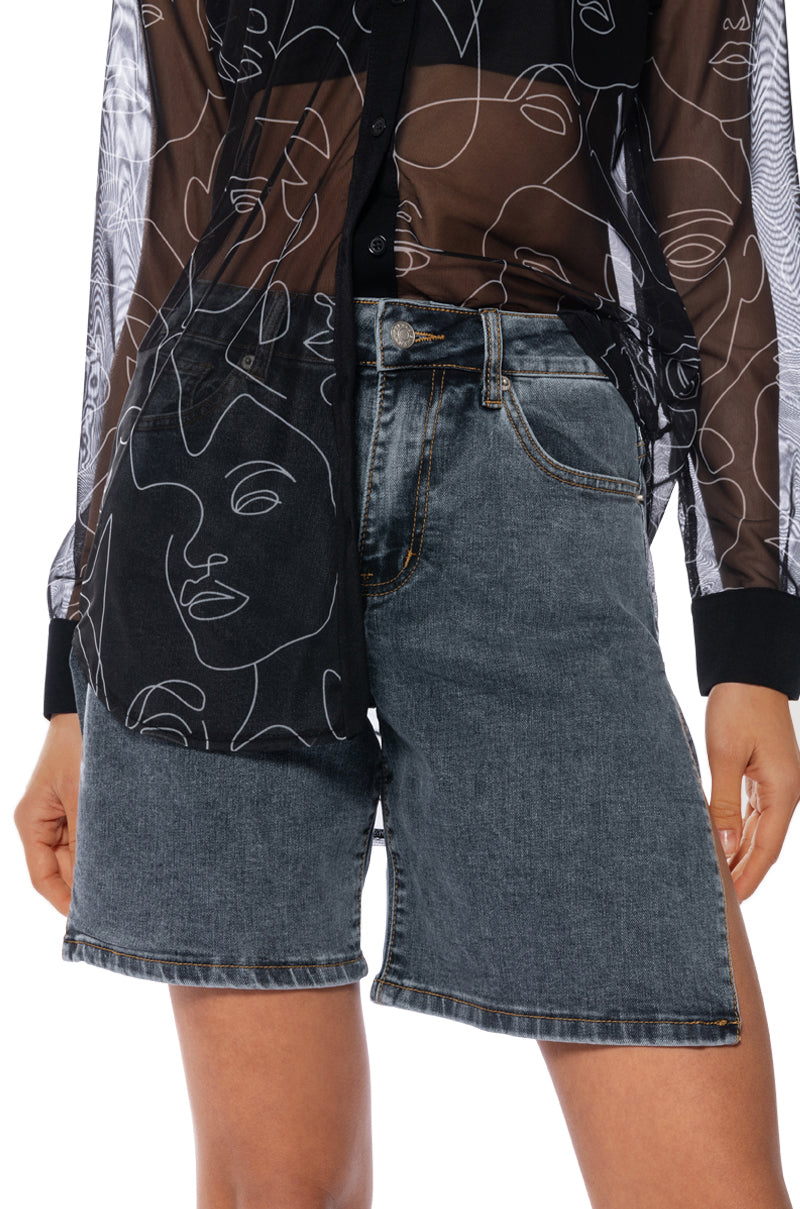 SHADED BERMUDA DENIM SHORT