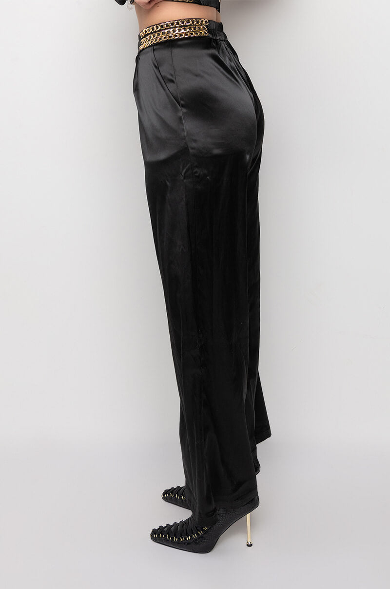 SIL VOUS PLAIT CHAIN DETAIL PALAZZO PANT