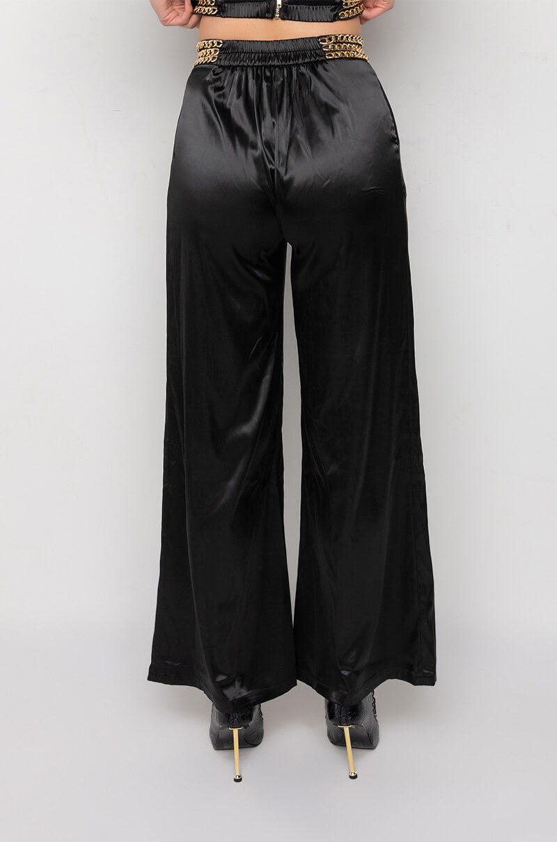 SIL VOUS PLAIT CHAIN DETAIL PALAZZO PANT