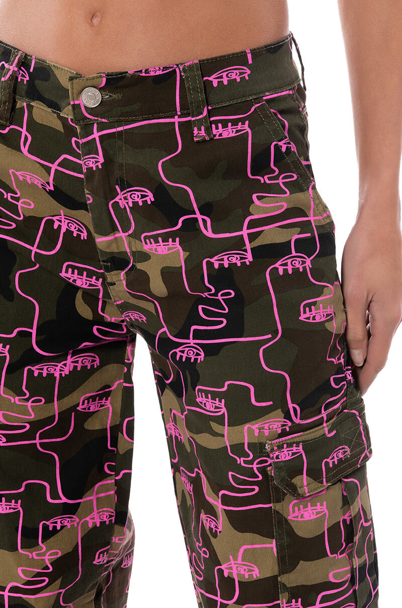 PRINTED CAMO CARGO PANT