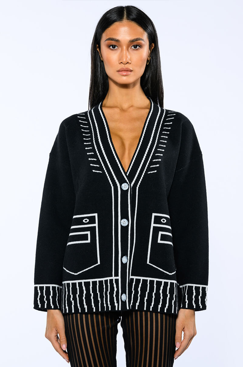 SKETCHY OVERSIZED CARDIGAN