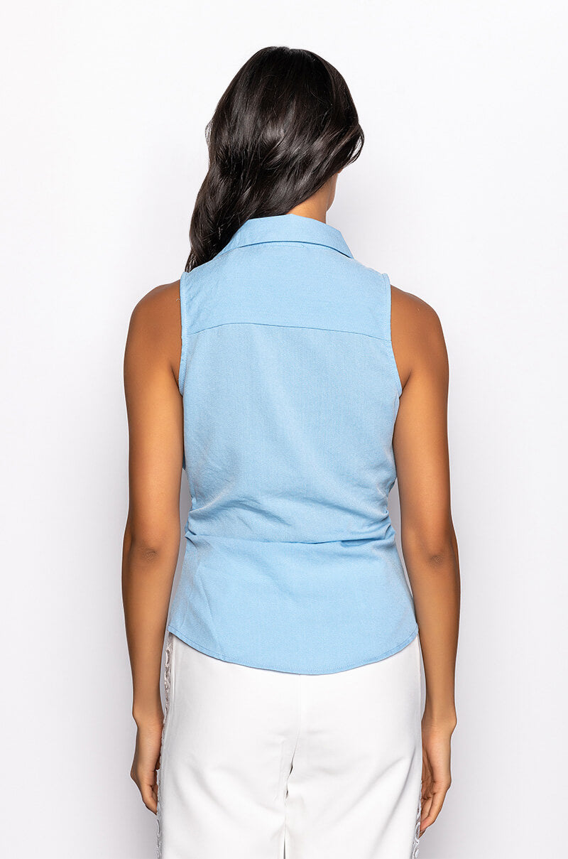 SKY SLEEVELESS BLOUSE
