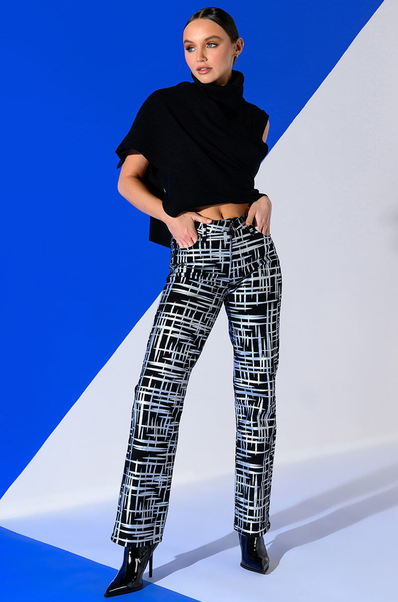 SOMETHING DIFFERENT METALLIC DETAILED JEANS