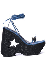 STAR EYED CHUNKY SANDAL WITH CUT OUT ON DENIM