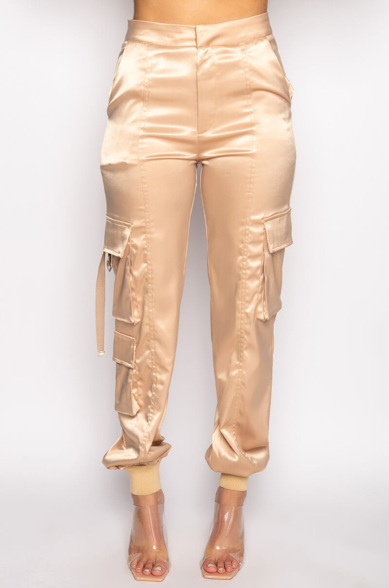 VALERIA SATIN CARGO DETAIL BOMBER