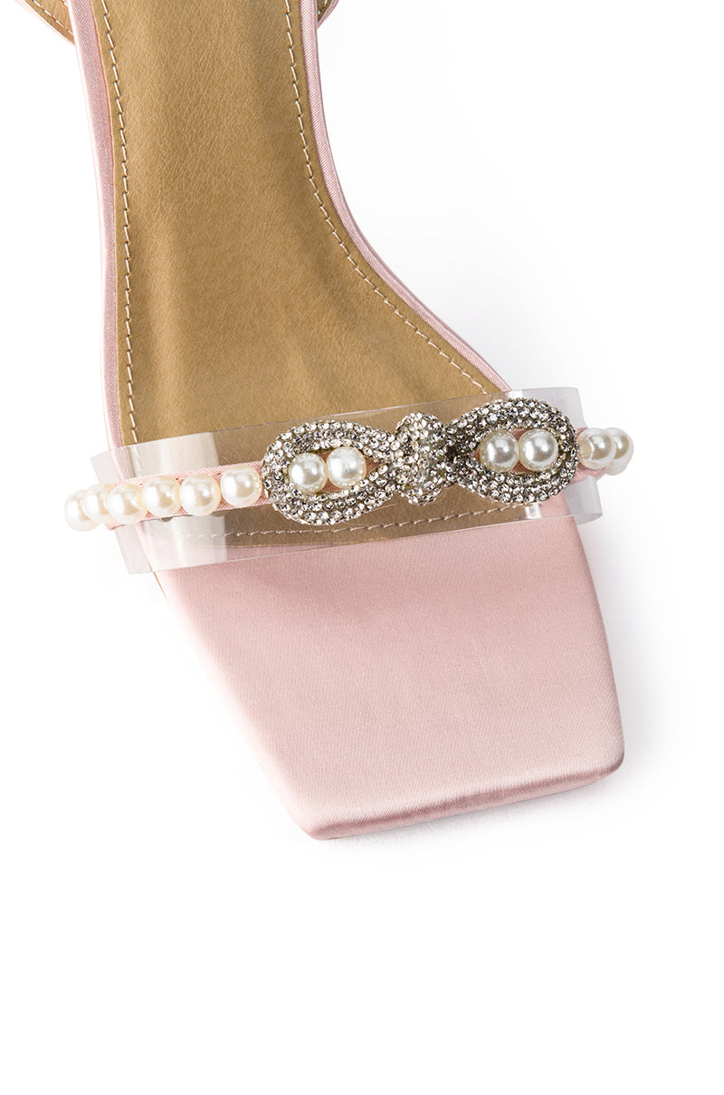 SWEET DREAM PEARL SANDAL IN PINK