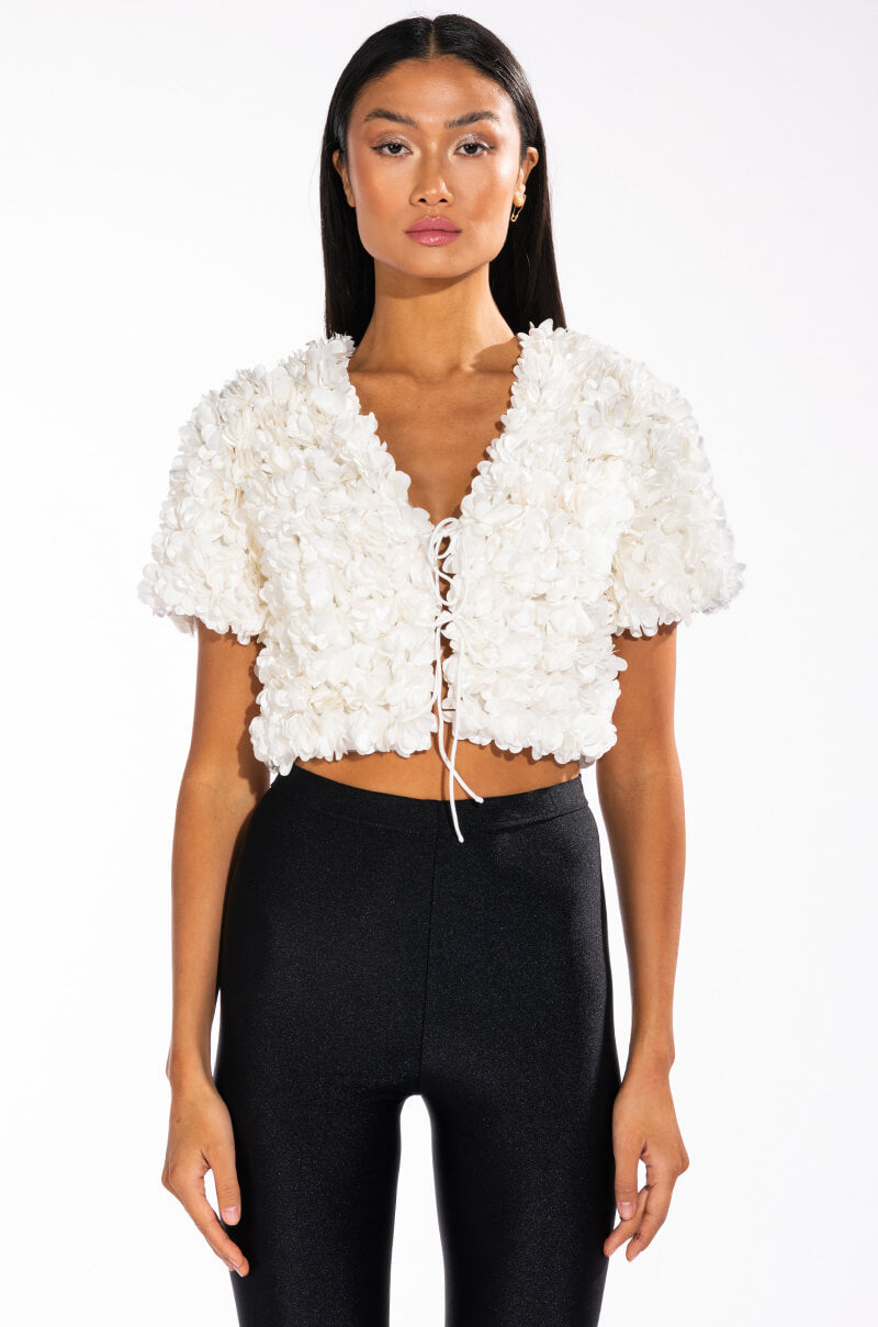 SWEET PARADISE SHORT SLEEVE TIE FRONT TOP
