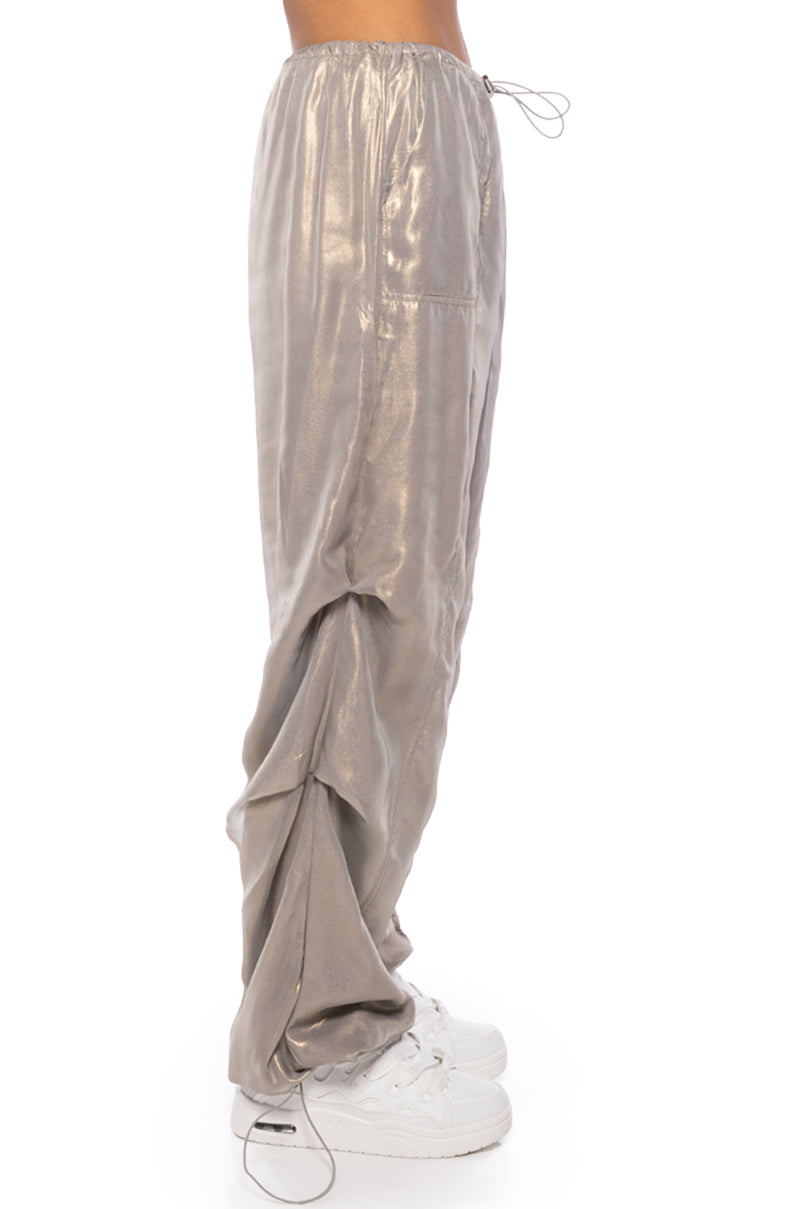 TAKE A BREAK LIGHTWEIGHT PARACHUTE PANT
