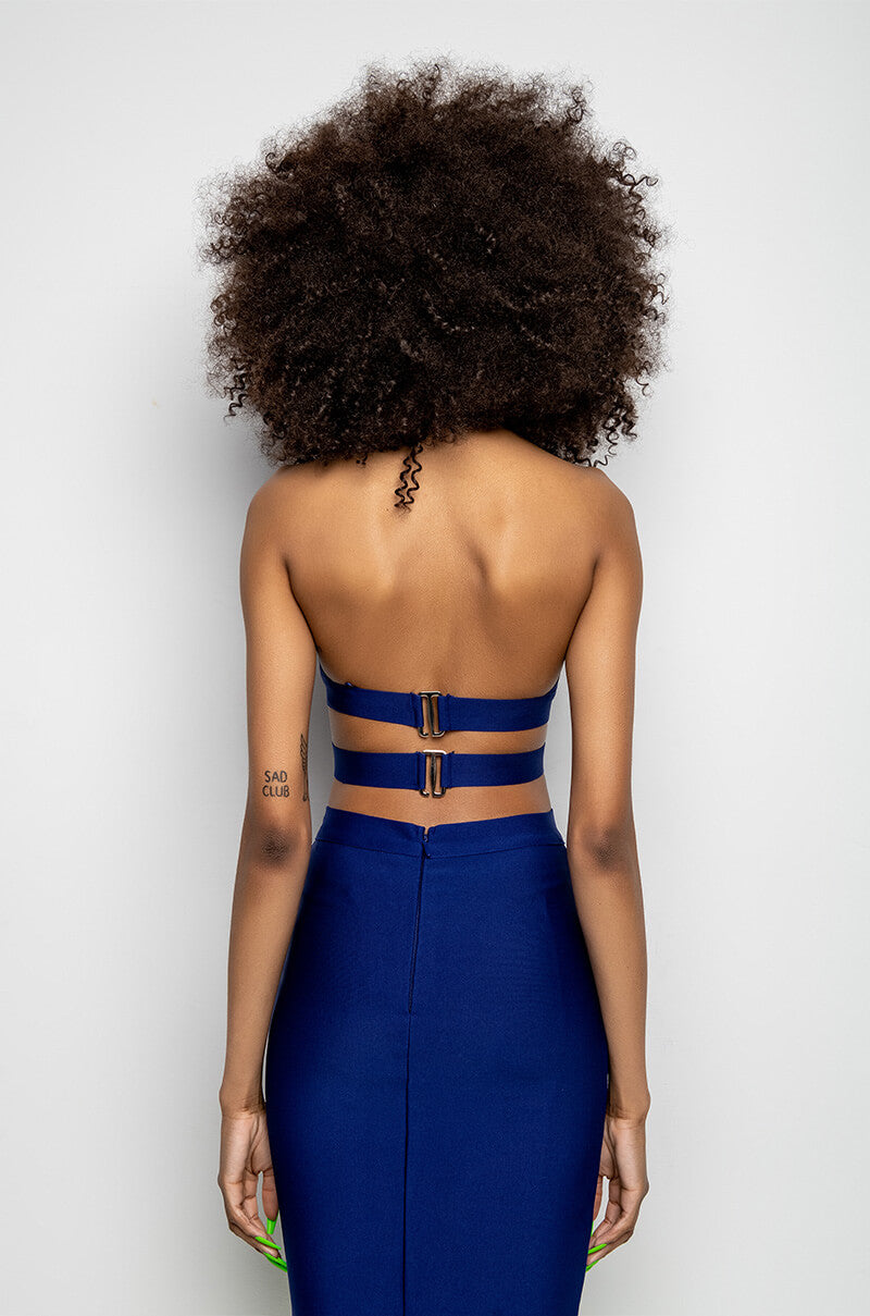 TAKE CONTROL OFF THE SHOULDER CUTOUT BANDAGE CROP TOP