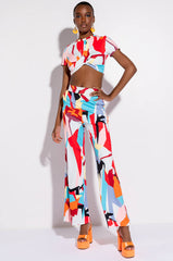 TAKIN IT EASY KNOT FRONT CROPPED TSHIRT