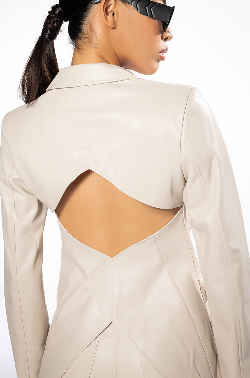 TE QUIERO VEGAN LEATHER OPEN BACK BLAZER