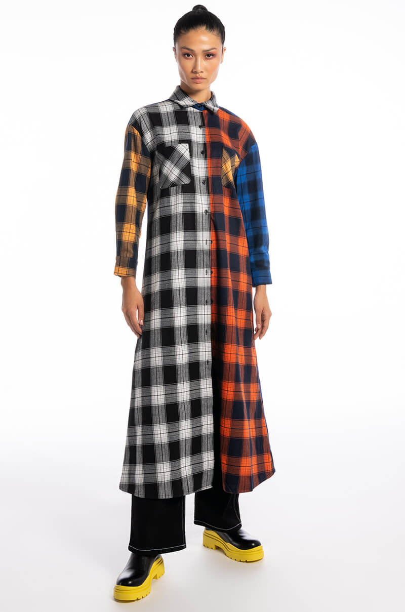 TEEN SPIRIT ULTRA LONG PLAID BUTTON DOWN