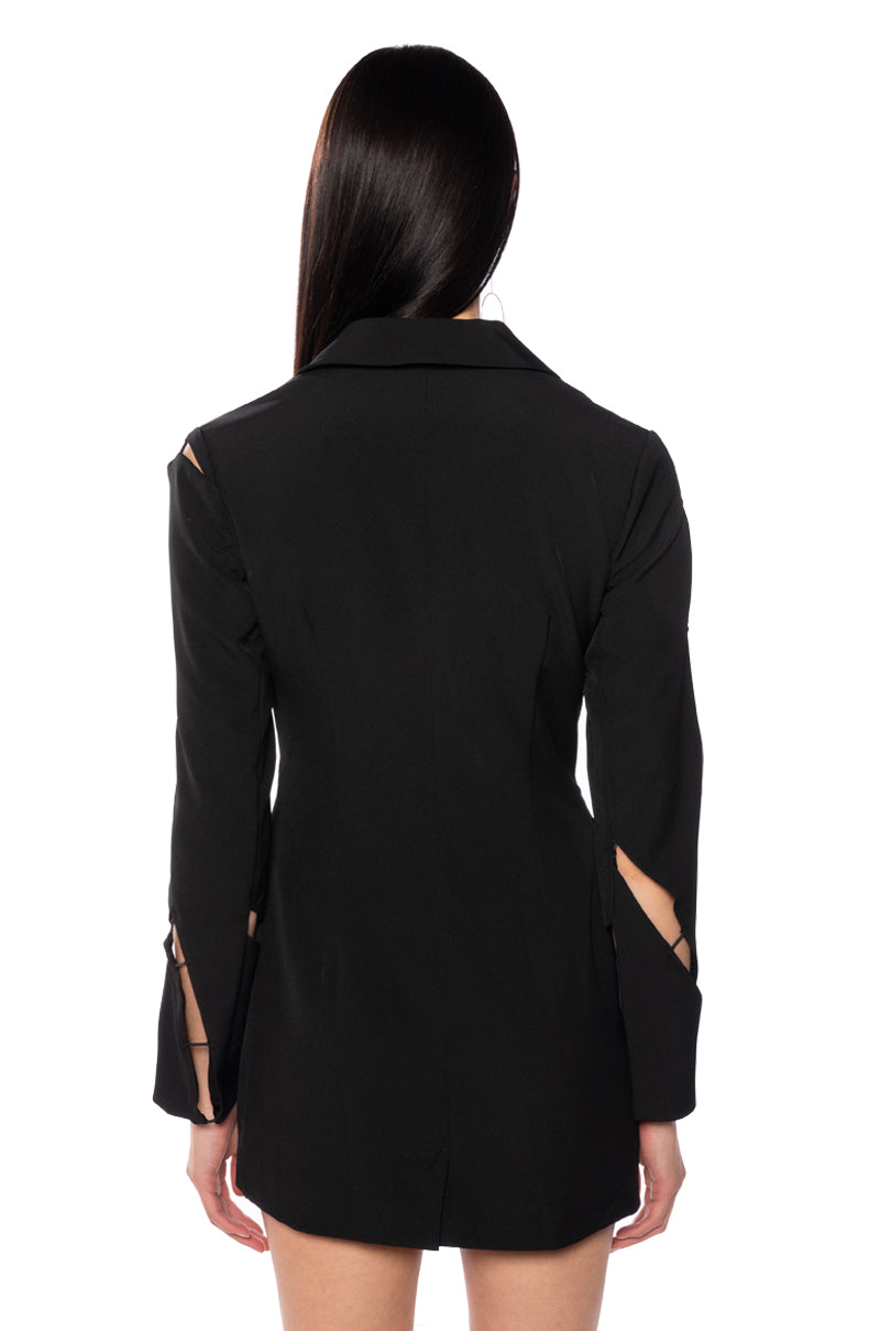 THE BEST PART CUT OUT BLAZER