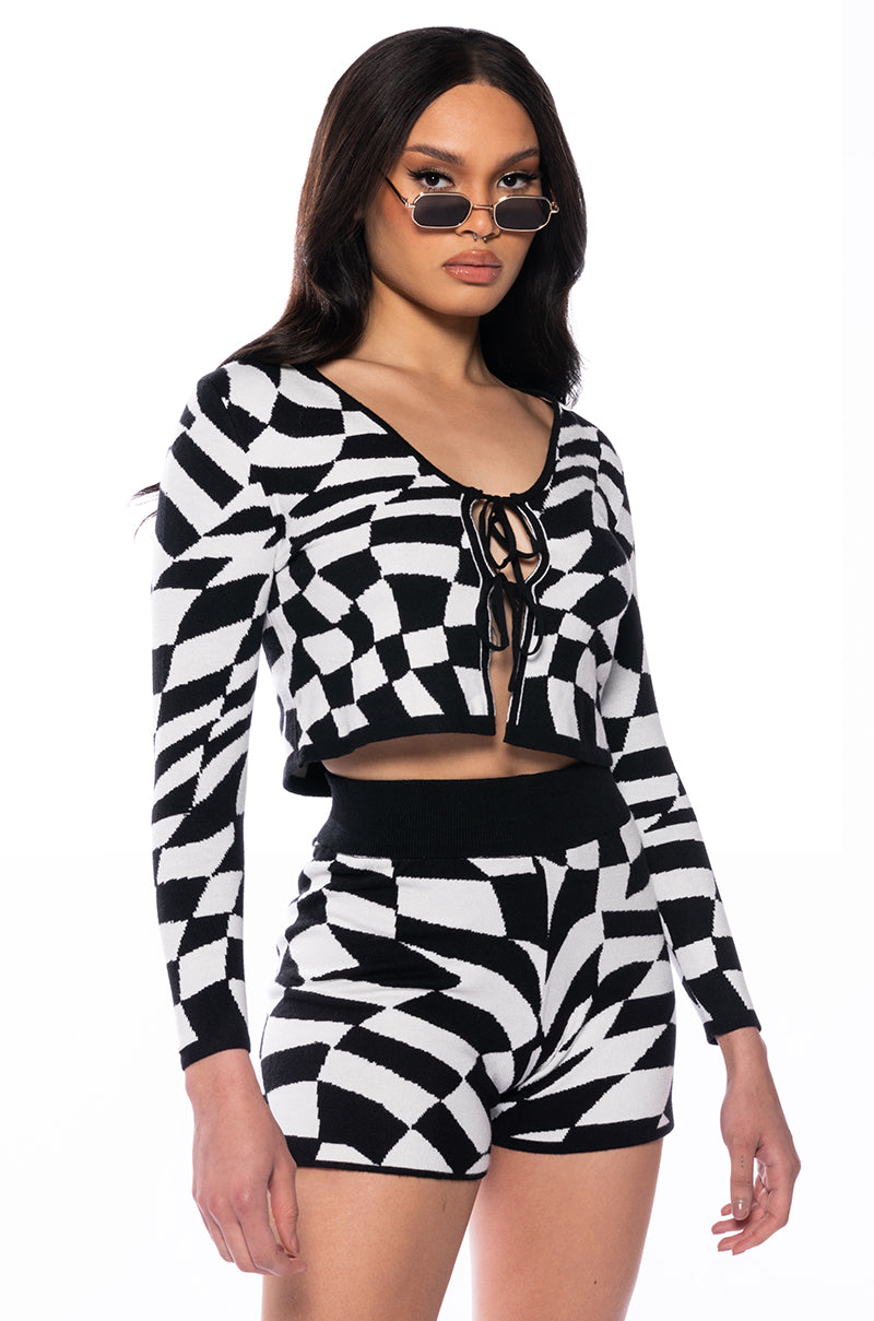 WAVY CHECKERED COZY SHORTS