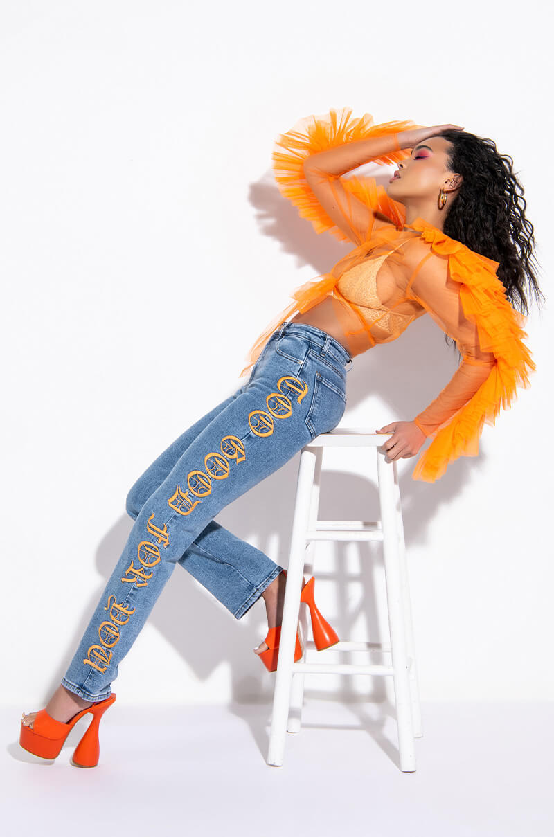 TOO GOOD FOR YOU RELAXED JEANS