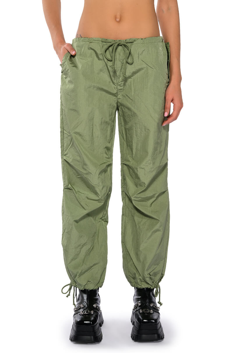 TOO LEGIT WIDE LEG CARGO PANTS