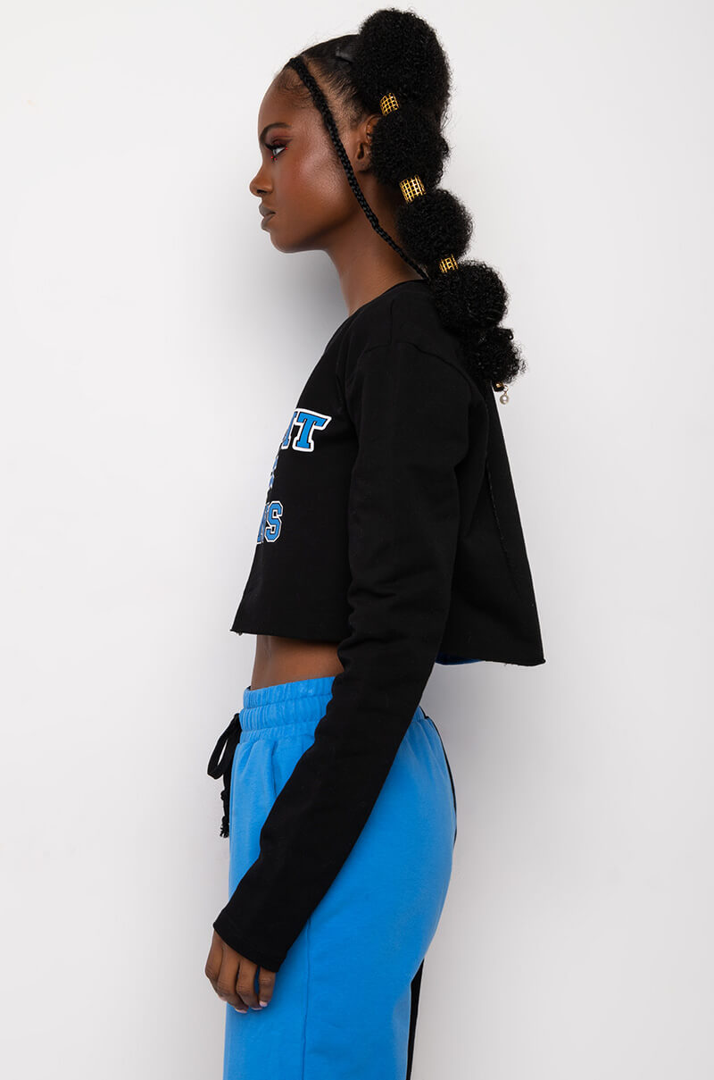 TRYOUTS CUT OUT CROPPED SWEATSHIRT