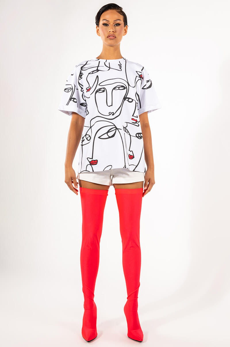 TWIN SOULS GRAPHIC TSHIRT