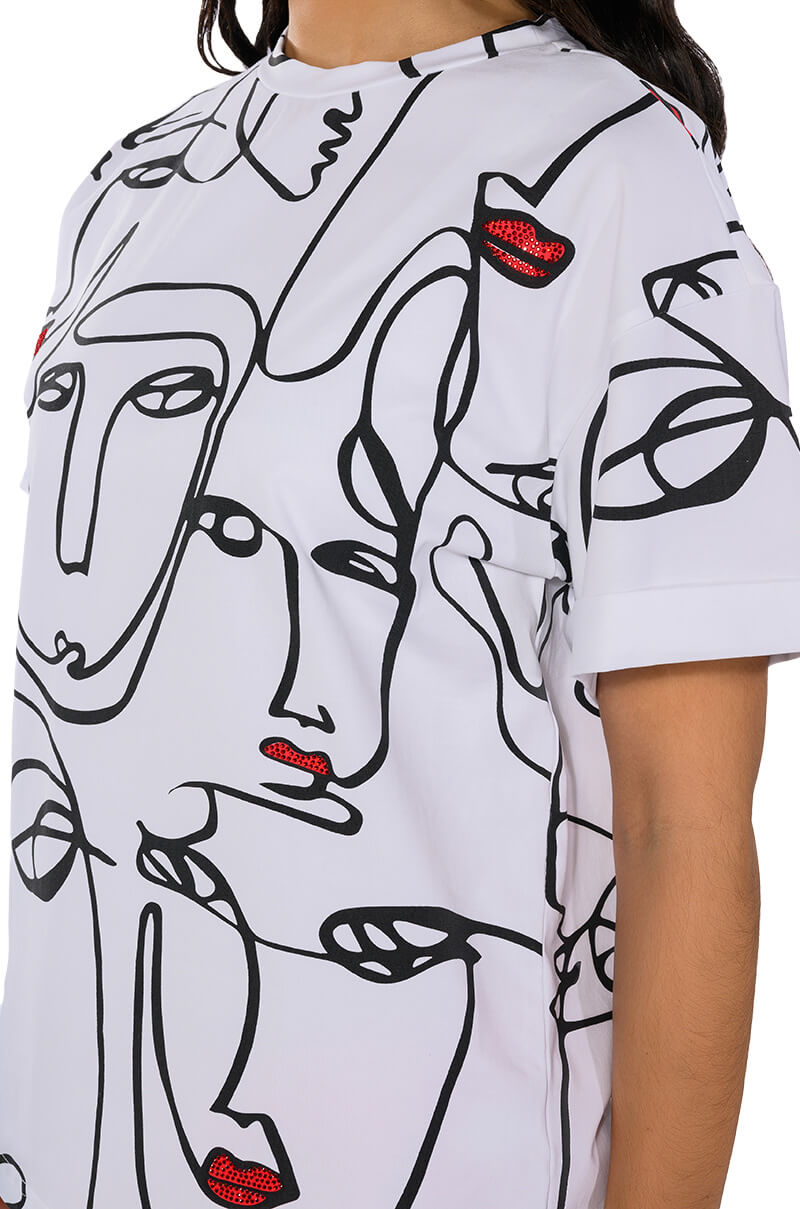 TWIN SOULS GRAPHIC TSHIRT