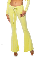 TYPICAL ATTITUDE SWEATPANT IN LIME